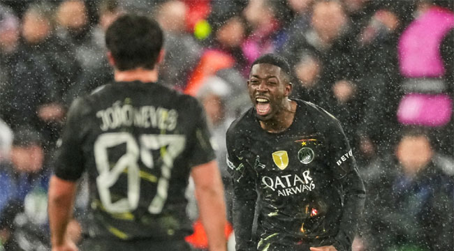 ওসমান ডেম্বেলের জোড়া গোলে সেমিতে পিএসজি