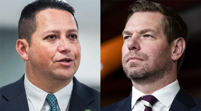 যৌন কেলেঙ্কারির জেরে ২ মার্কিন কংগ্রেস সদস্যের পদত্যাগ