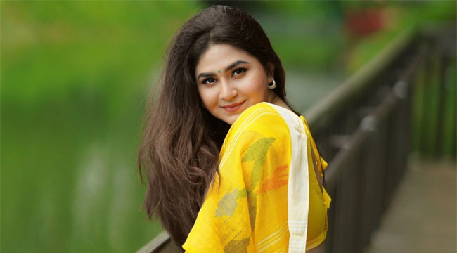 ‘আমি খুব অলস, কম কাজ করলেই হয়ে যায়’