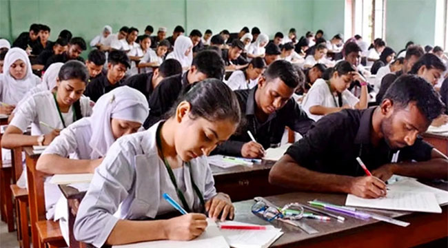 প্রায় ছয় হাজার পরীক্ষার্থী নিয়ে বাকেরগঞ্জে শুরু এসএসসি পরিক্ষা, প্রতিটি কেন্দ্রে সিসি ক্যামেরা