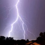 বজ্রপাত থেকে বাঁচতে মহানবী (সা.) যে দোয়া পড়তেন