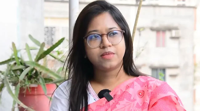 মনোনয়ন বাতিল : আপিলের ঘোষণা মনিরা শারমিনের