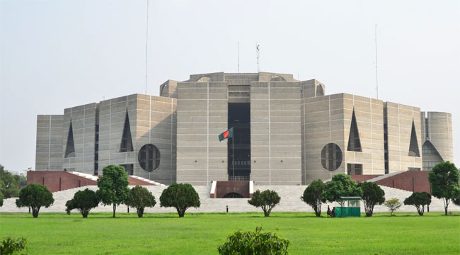 সংরক্ষিত নারী আসনে সংসদ সদস্যদের শপথ আজ
