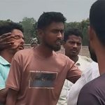 স্টেডিয়াম নির্মাণকাজের ঠিকাদারকে থাপ্পড় মারলেন ছাত্রদল কর্মী