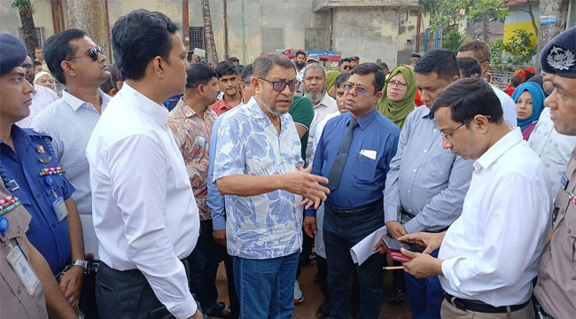 বরিশালে ক্লিনিক-ডায়াগনস্টিকের দালাল নিয়ে ক্ষুব্ধ স্বাস্থ্যমন্ত্রী, গ্রেপ্তারের নির্দেশ