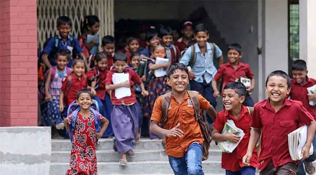ফের লম্বা ছুটিতে যাচ্ছে শিক্ষাপ্রতিষ্ঠান
