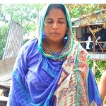 আগৈলঝাড়ায় অগ্নিকাণ্ডে শেষ সম্বলটুকুও হারিয়ে সর্বশান্ত বিধবা রাজিয়া