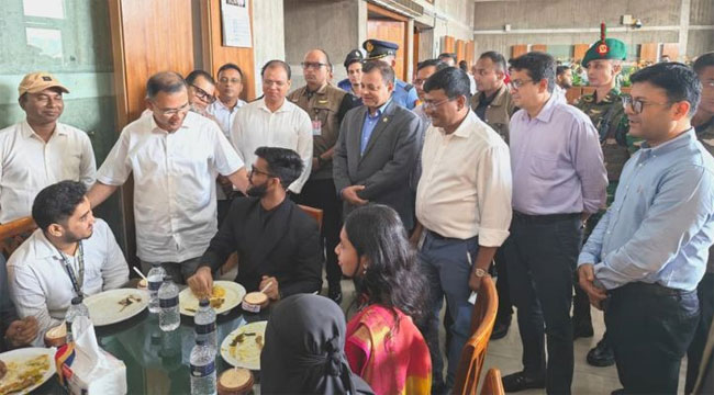 সংসদে শিক্ষার্থীদের সঙ্গে মধ্যাহ্নভোজে প্রধানমন্ত্রী