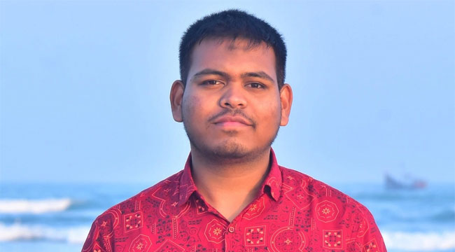রাষ্ট্রপতির সামনেই ‘মার খেলেন’ এনসিপি নেতা মাহিন