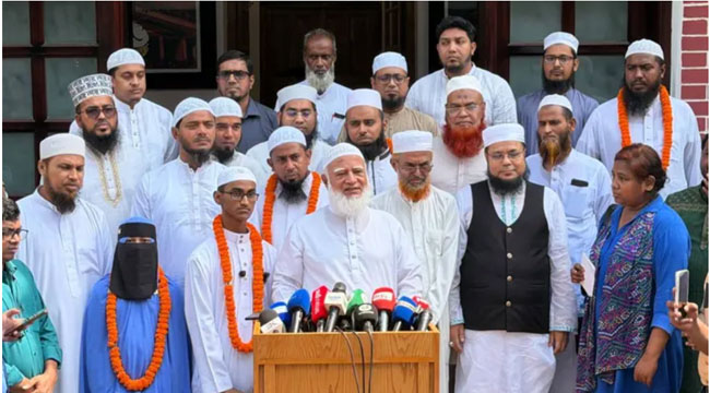 বিশ্বজয়ী হাফেজদের সংবর্ধনা দিলেন বিরোধীদলীয় নেতা