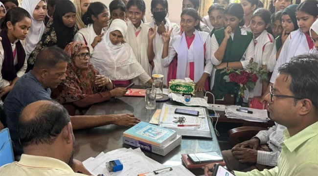 গৌরনদীতে যুবদল নেতাকে আটকে রাখলো শিক্ষার্থীরা, পরে ৩ মাসের জেল