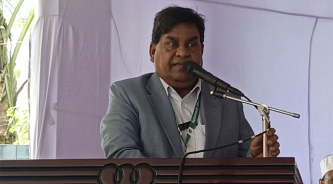 ‘‎কবর থেকে ওয়াজেদ মিয়াকে এনে ভিসি বানালে বিজ্ঞান হবে!’