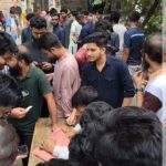 ‎জগন্নাথ বিশ্ববিদ্যালয়ের গরুভোজে শিক্ষার্থীদের উপচে পড়া ভিড়