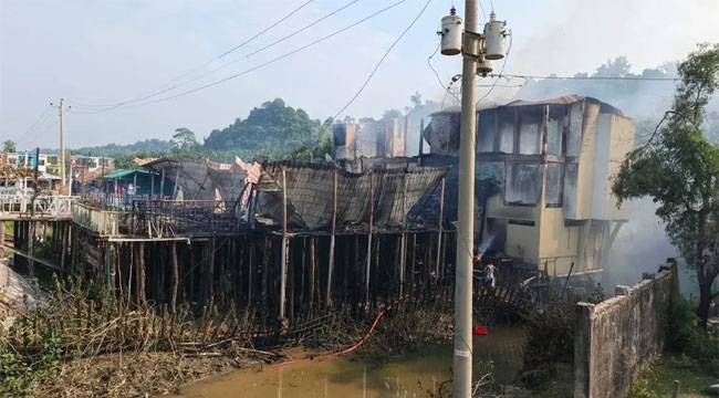 কক্সবাজারে রিসোর্টে আগুনে নিহত ১০, আট জনই এক পরিবারের