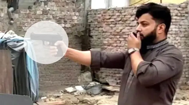 ইশরাককে পদত্যাগের নির্দেশ, তিনি বললেন ‘গুজব’